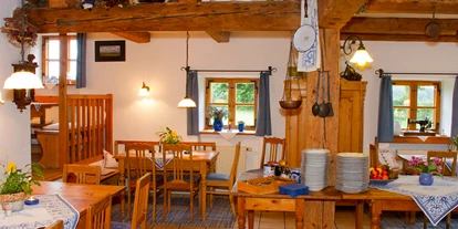 Agrarunternehmen - Betriebsart: Hotel mit Restaurant - Originalbild - Nachfolgeangebot für Seminarhotel in Bayern - nahe dem neuen BMW-Batteriewerk (Immobilien Kaufangebot)